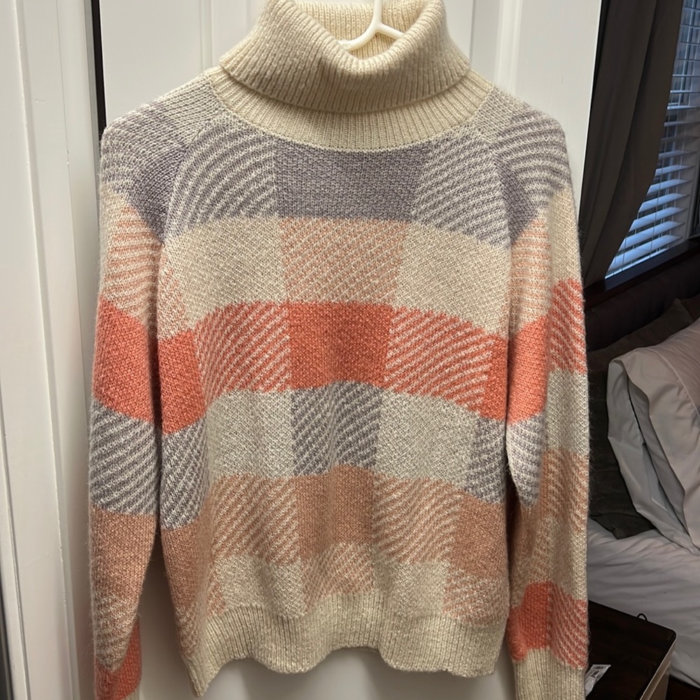 Plaid pastel colors sweater